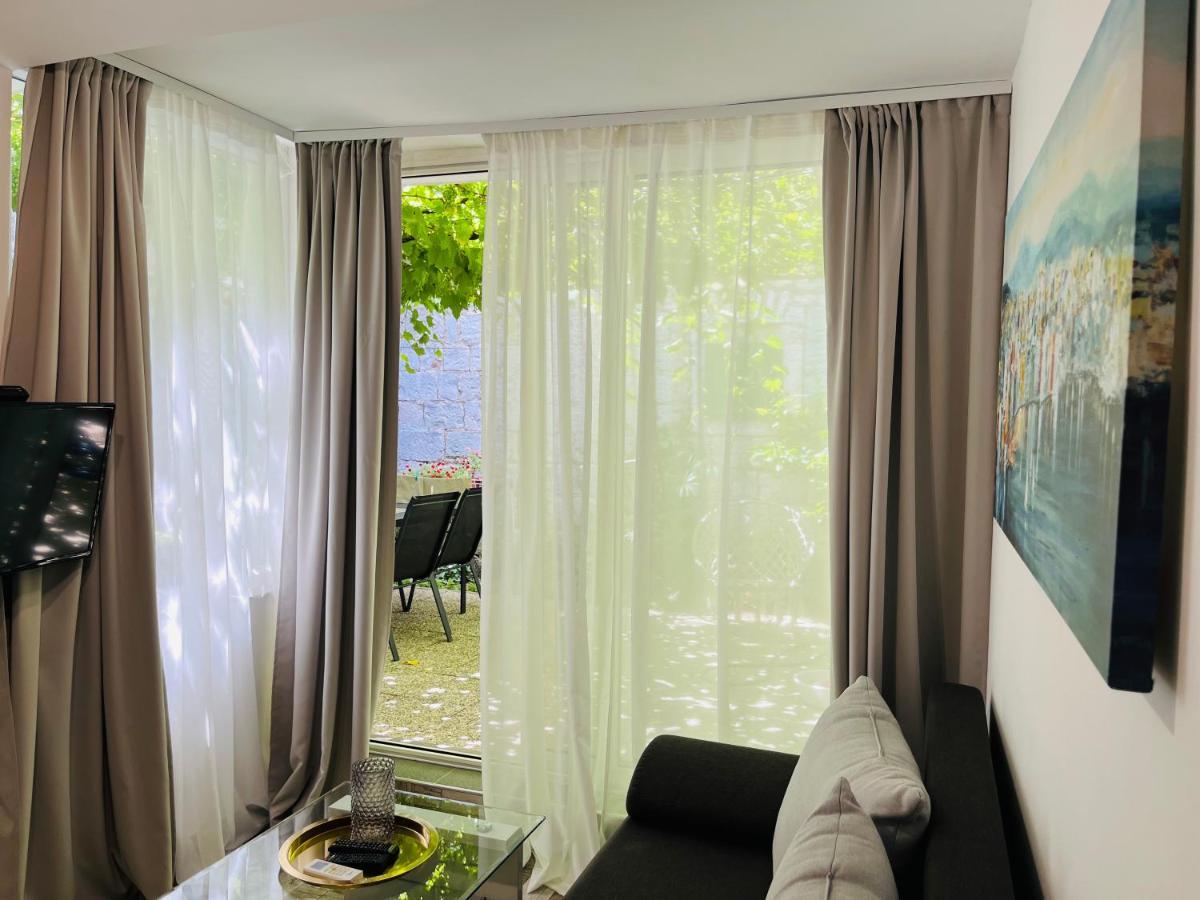 Apartment Stari Dvor Kaštela Esterno foto