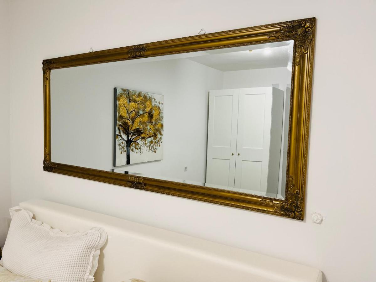 Apartment Stari Dvor Kaštela Esterno foto