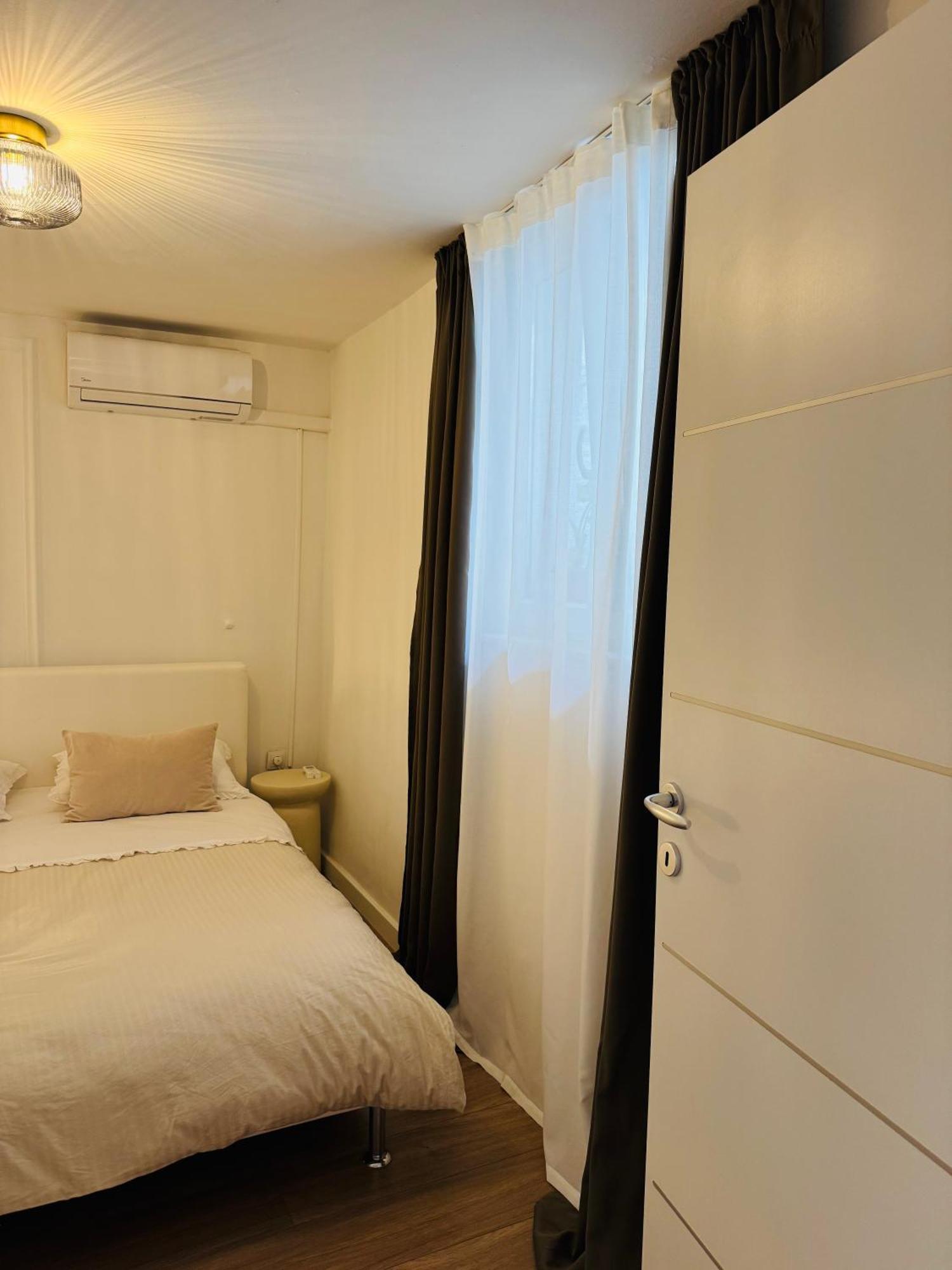 Apartment Stari Dvor Kaštela Esterno foto