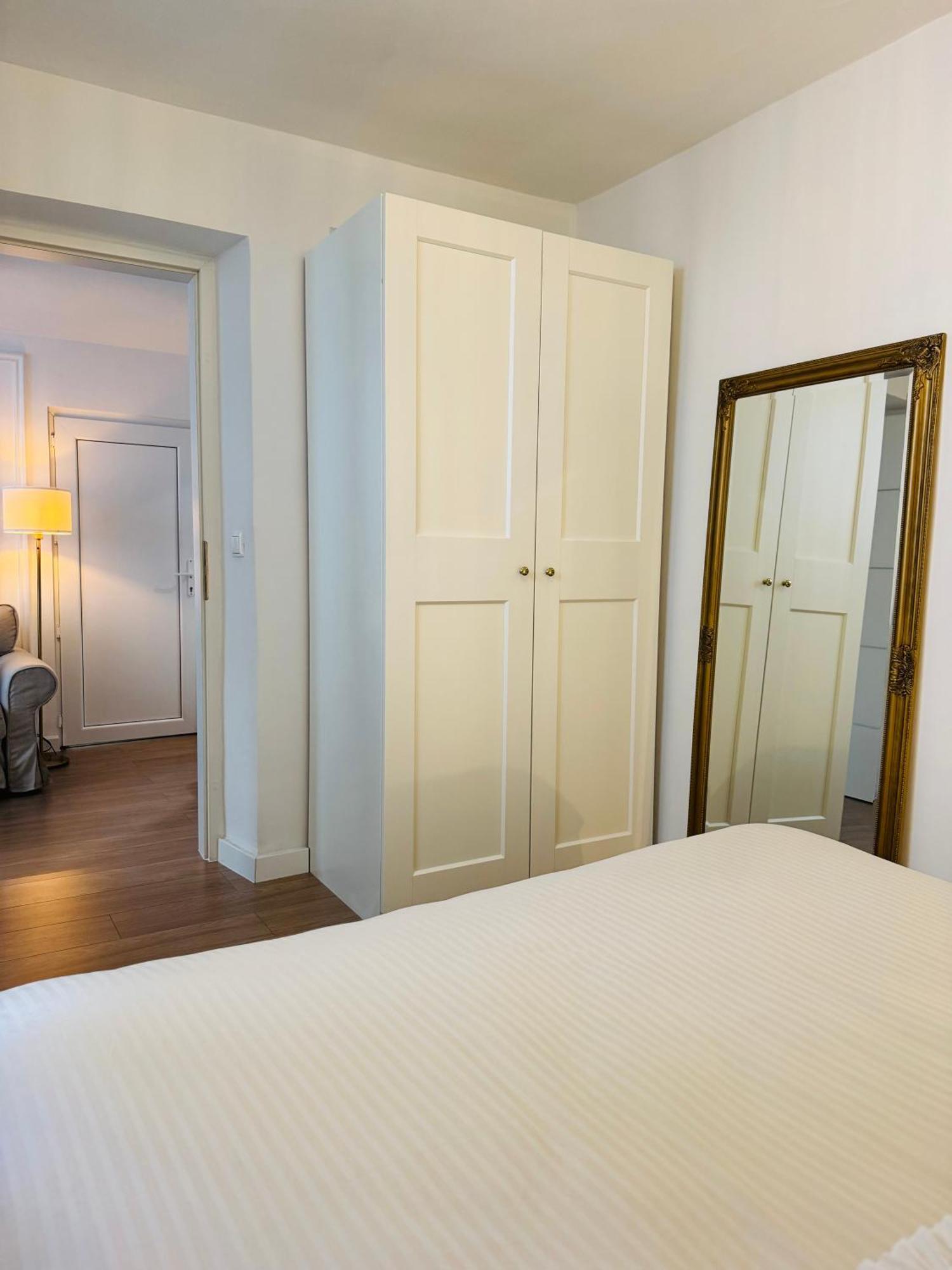 Apartment Stari Dvor Kaštela Esterno foto